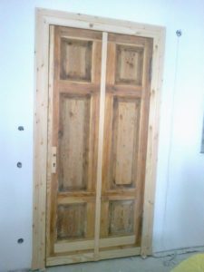 Aufarbeitung und Ergänzung 2 flg. Zimmertür im Herrenhaus Möckern - Denkmalgeschützte Fenster und Türen - Tischlerei Hellriegel